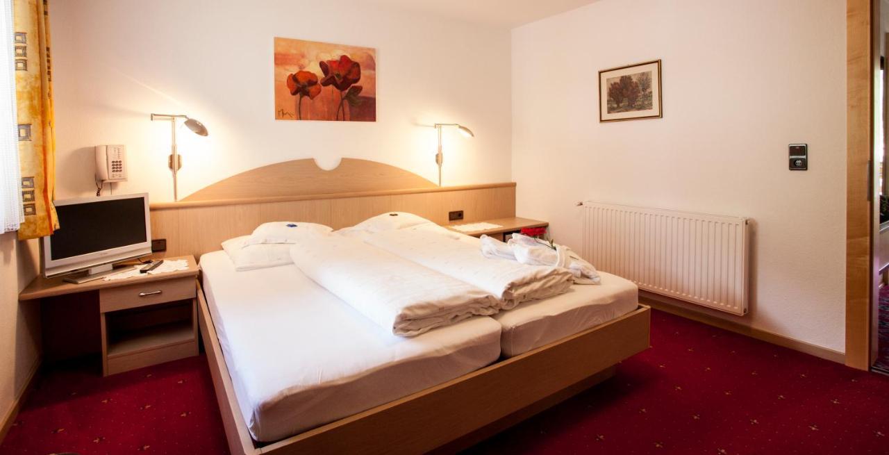 Pension Bergfried Hotel Galtür Екстериор снимка